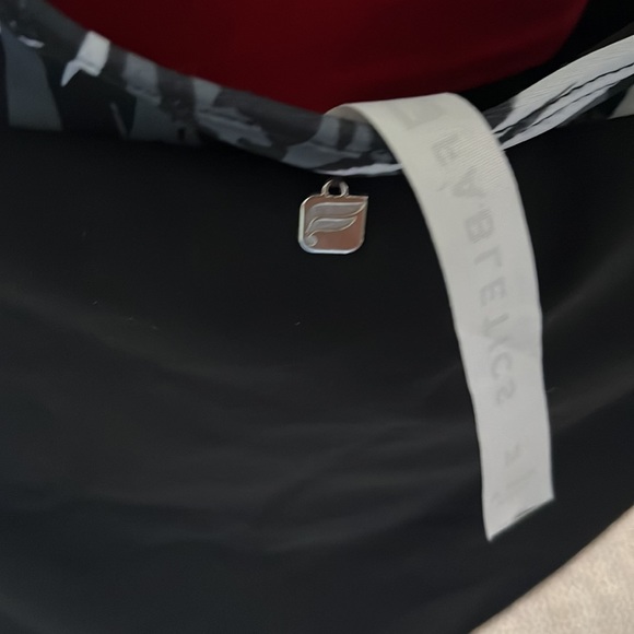 Women’s Fabletics, one piece, swimsuit, size medium - Picture 5 of 5